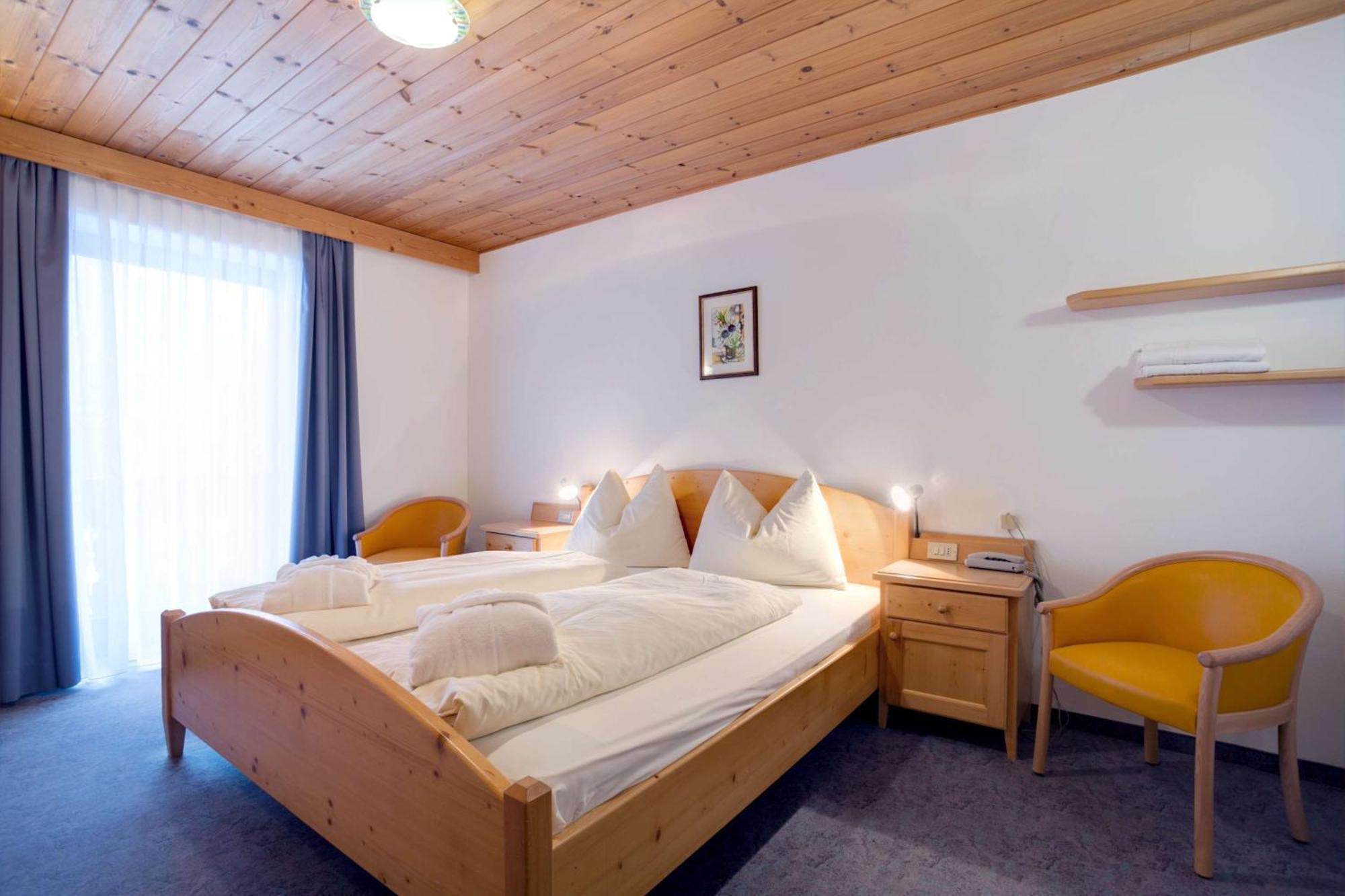 Good Life Hotel Zirm Obereggen Phòng bức ảnh